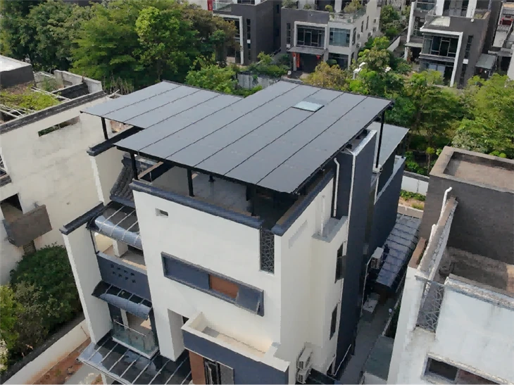 15 kW-os lakossági tároló PV panelrendszer